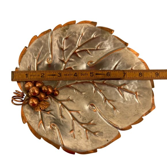 Vintage Italian Mixed Metal Grape Leaf Bowl Trinket Dish - Picture 4 of 4
